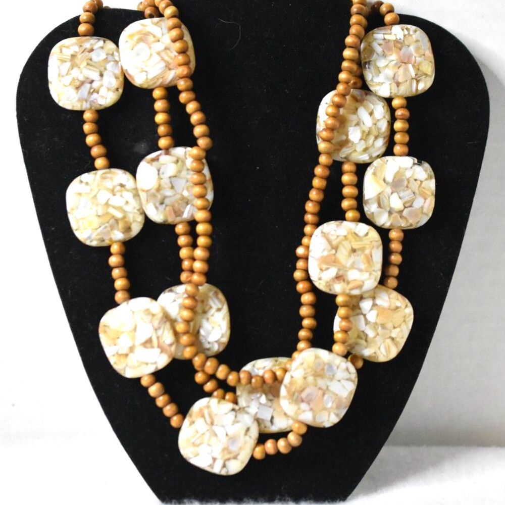 Vintage Multi Layer Crushed Shell Large Resin/Sta… - image 1